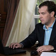 Премьер-министр РФ предложил лишать магазины лицензии за продажу алкоголя подросткам